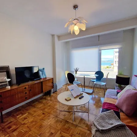 Vistas Al Mar Y Amplitud En El Centro